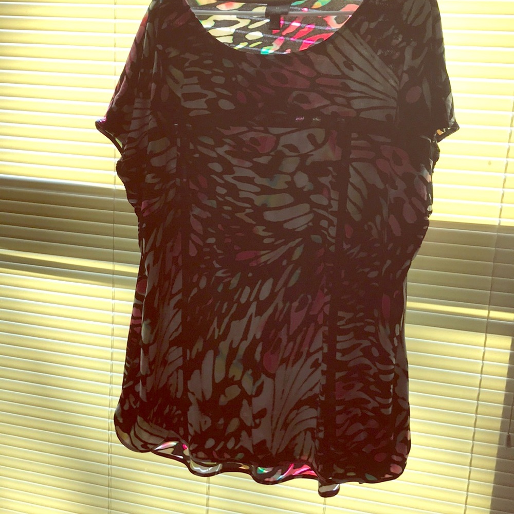 Women’s dressy top